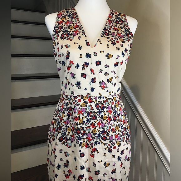 MAGGY LONDON Calf Length Sleeveless Floral Dress w Back Vent Sz 4 - Picture 2 of 15